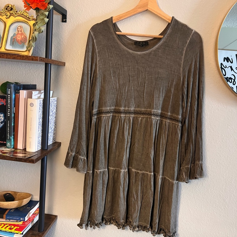 POL | Distressed Green Tunic Dress